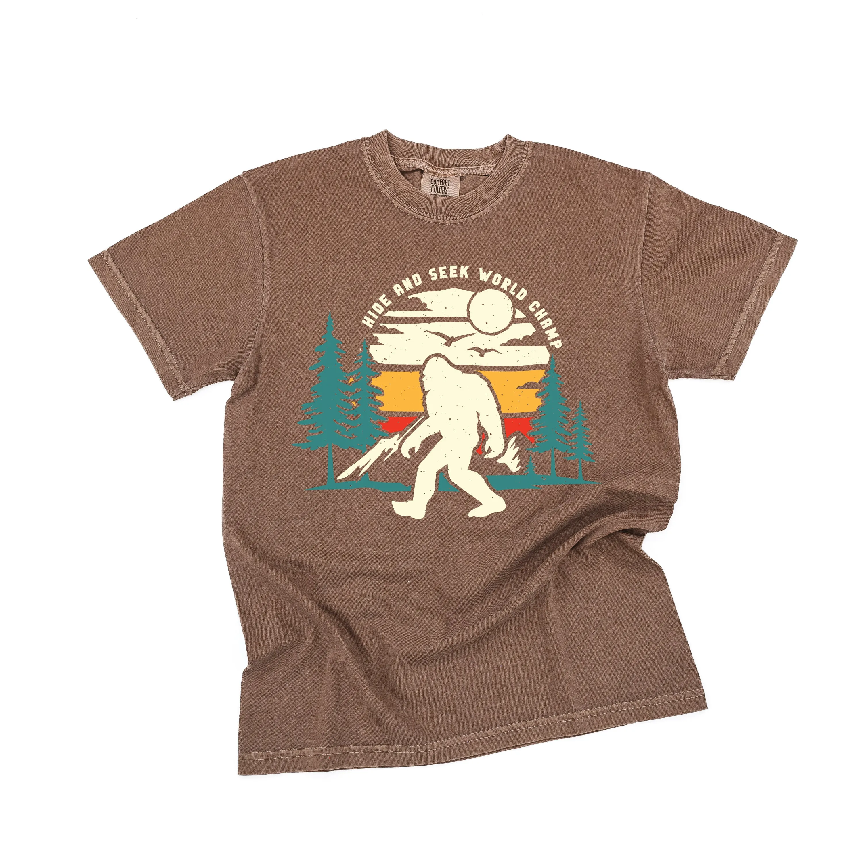 Big Foot - Hide and Seek World Champ - SHORT SLEEVE COMFORT COLORS TEE