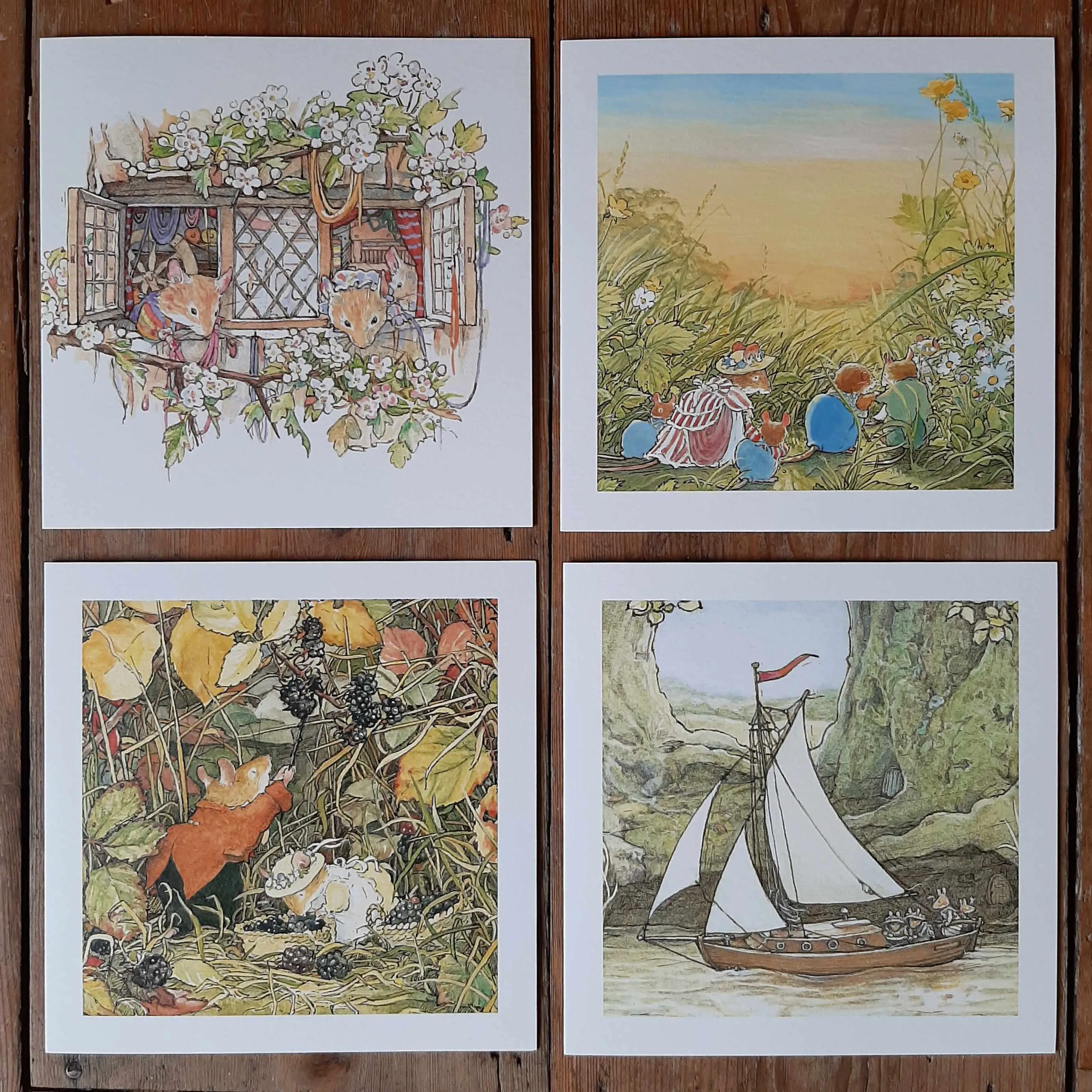 Brambly Hedge - Sailing down the river - Greeting card