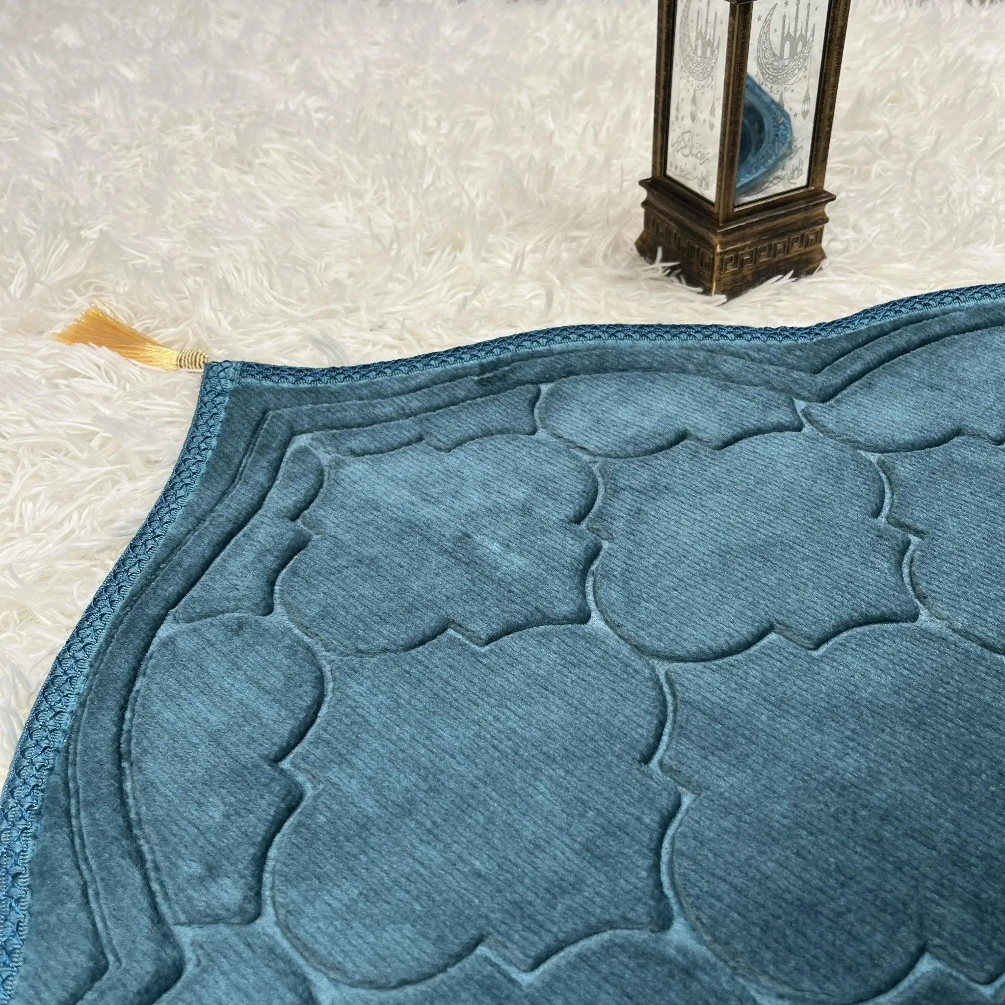 MC010 Soft Flannel Prayer Mat