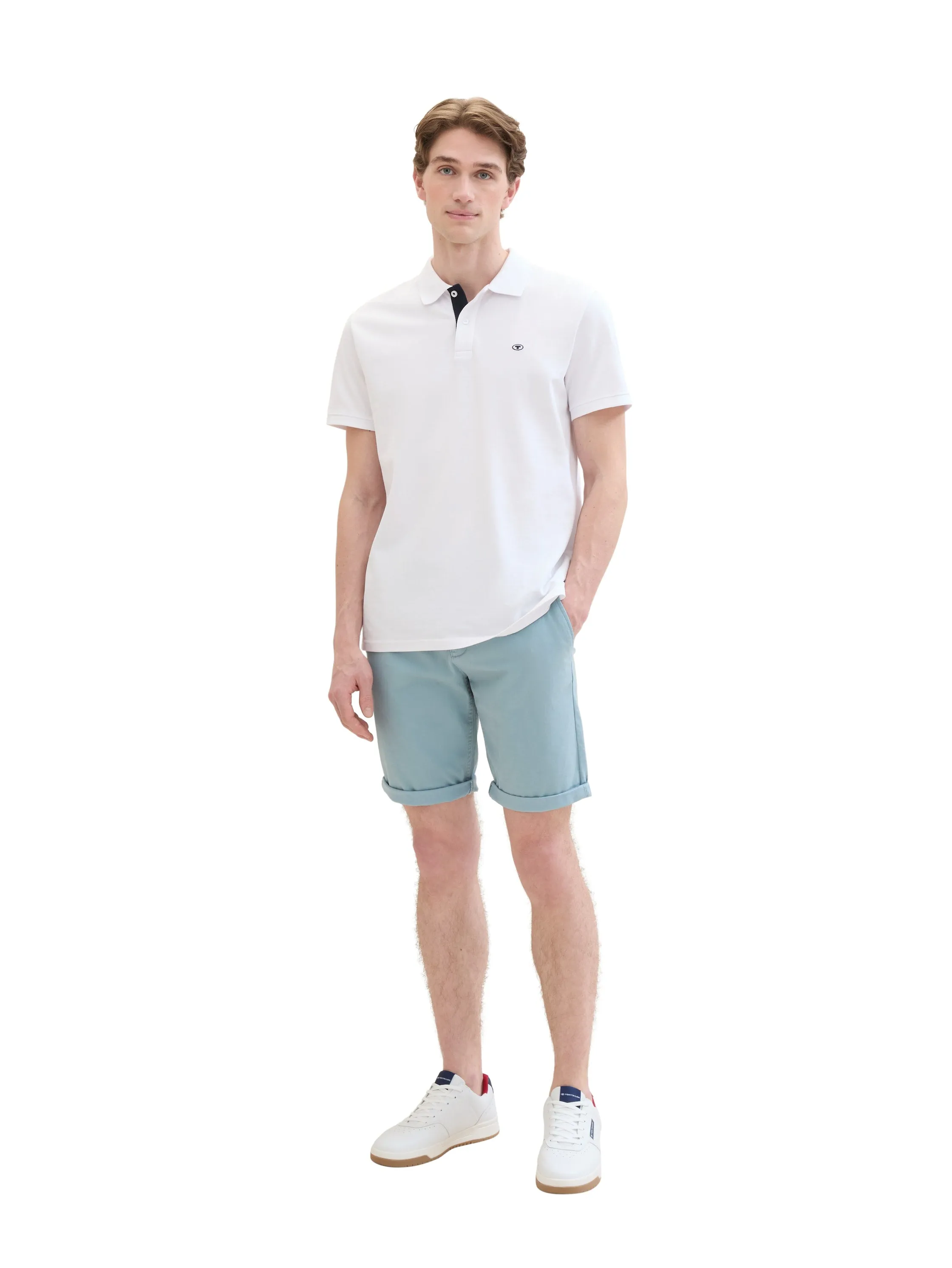 SLIM CHINO SHORTS