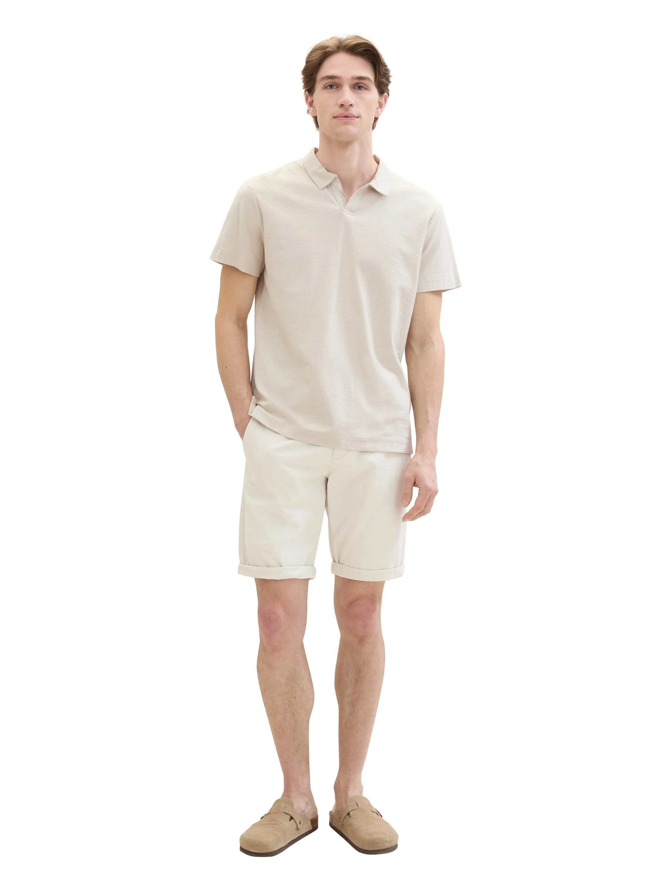 SLIM CHINO SHORTS