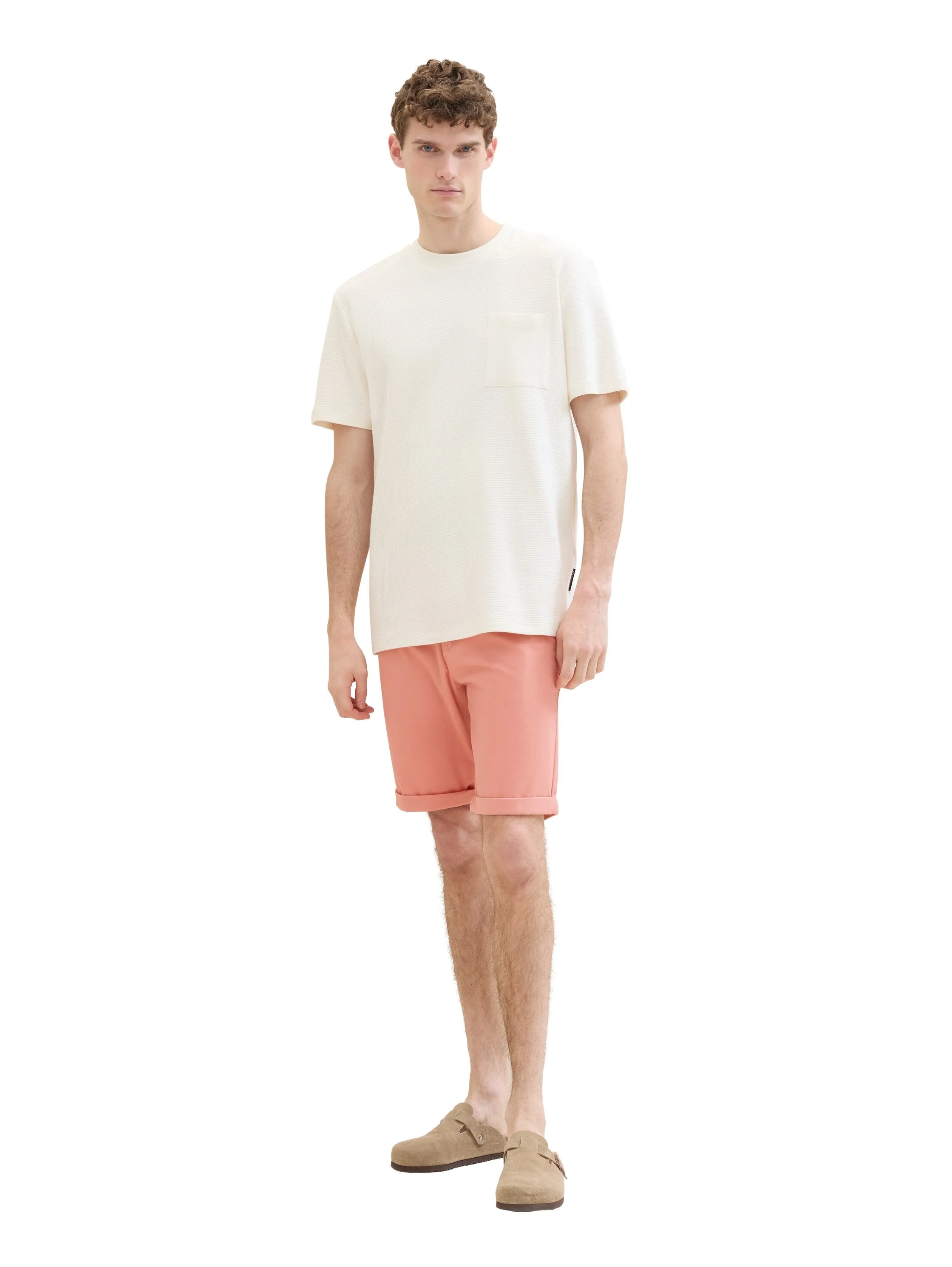 SLIM CHINO SHORTS