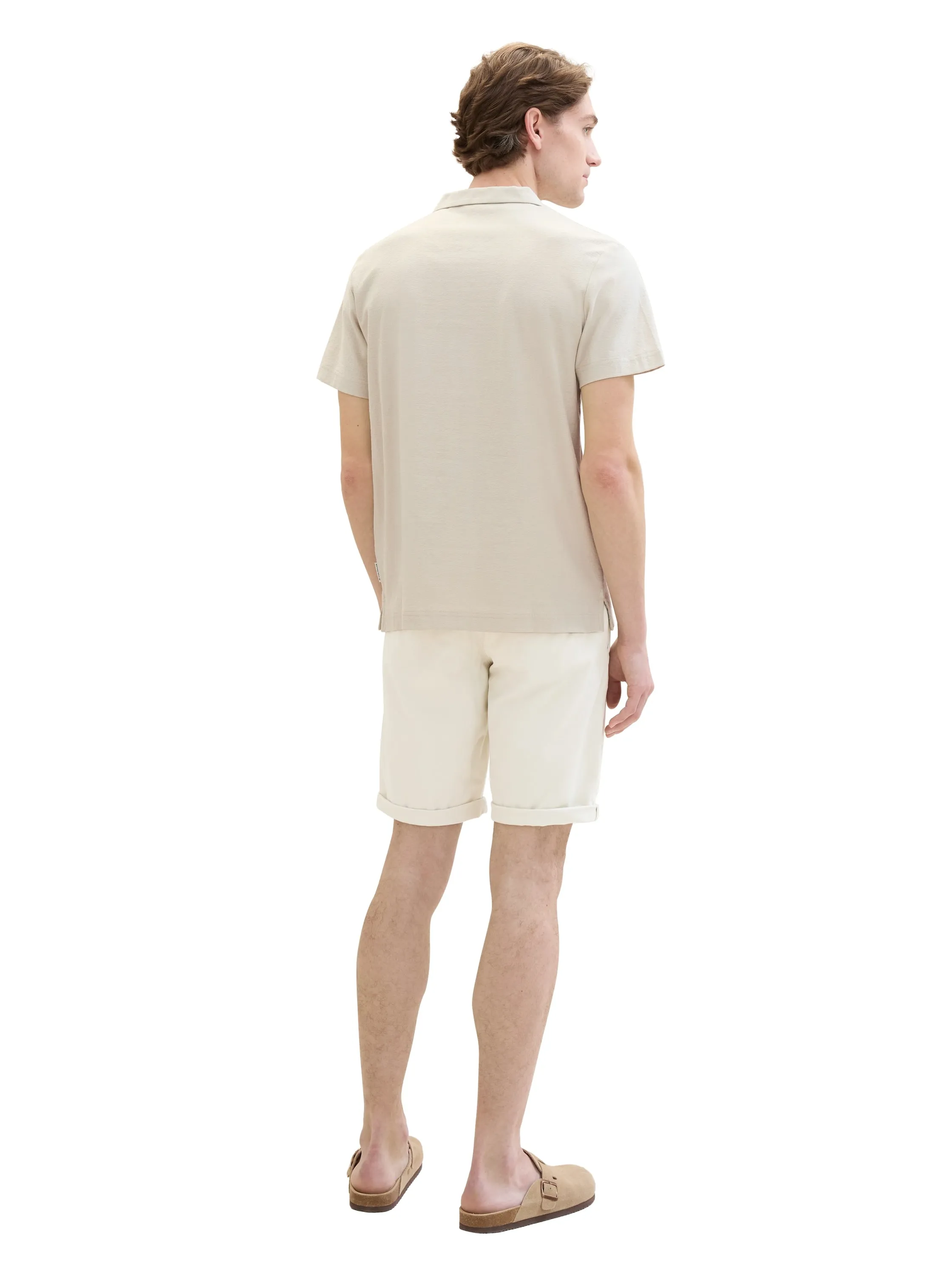 SLIM CHINO SHORTS