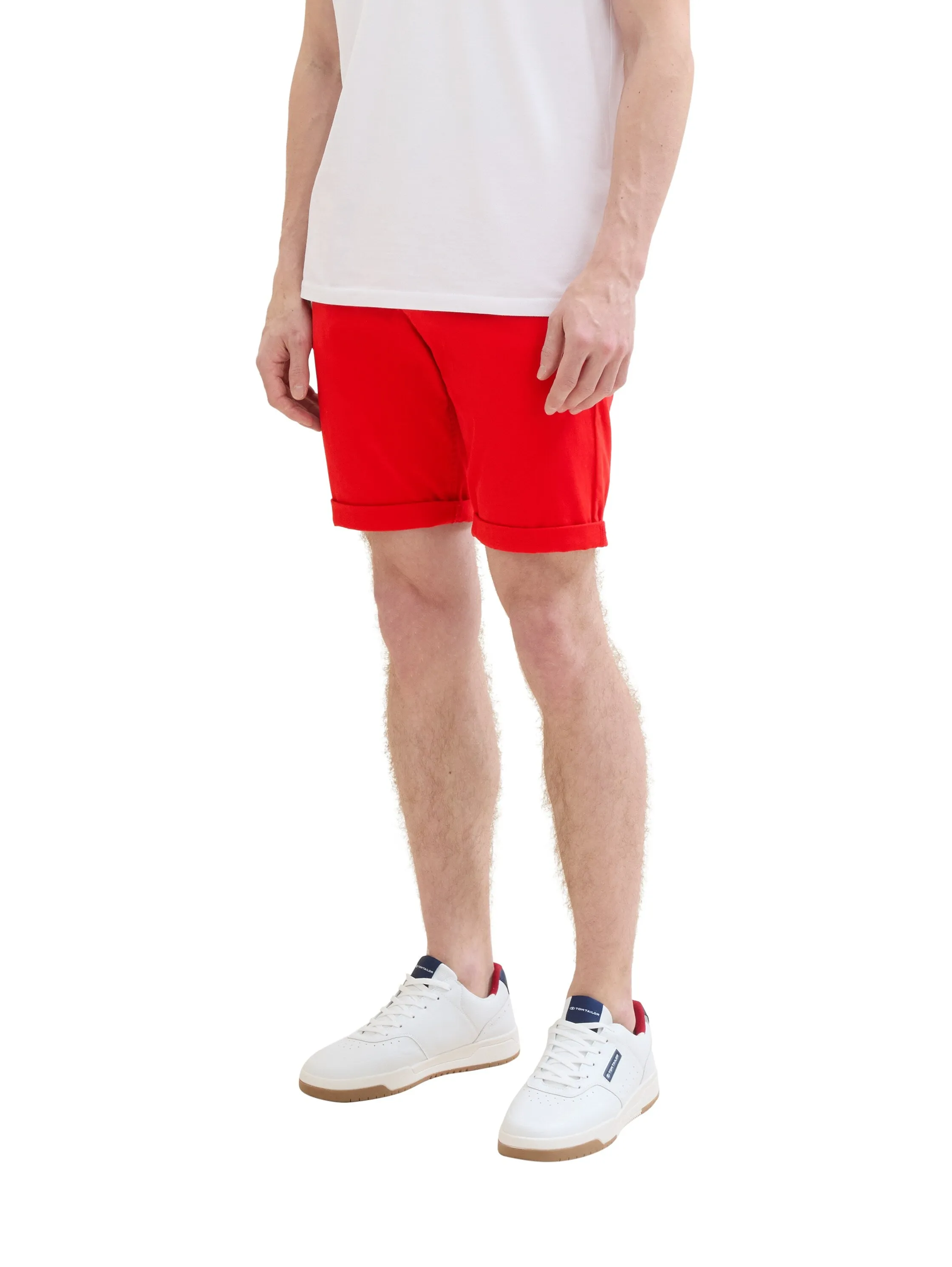 SLIM CHINO SHORTS