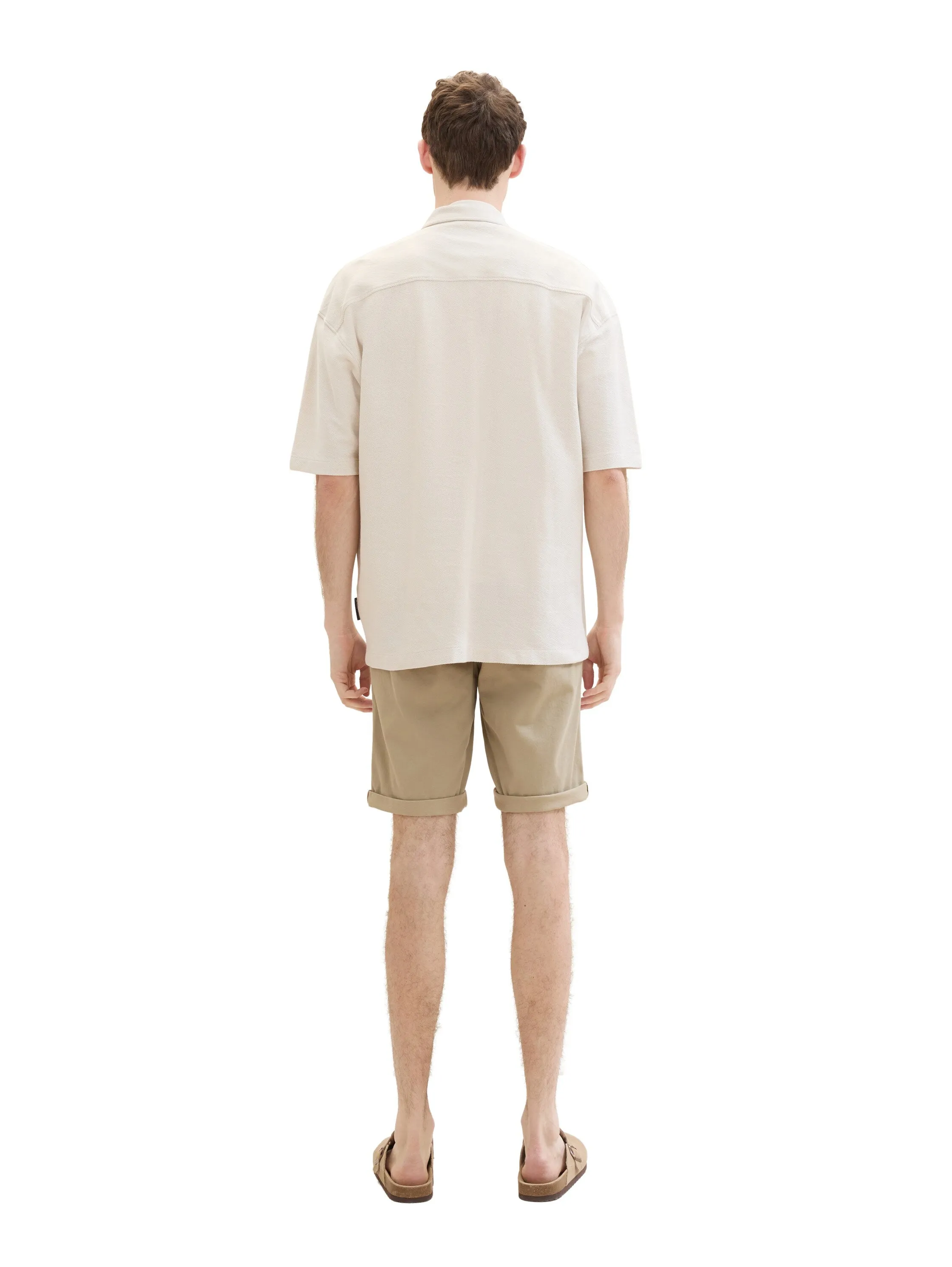 SLIM CHINO SHORTS
