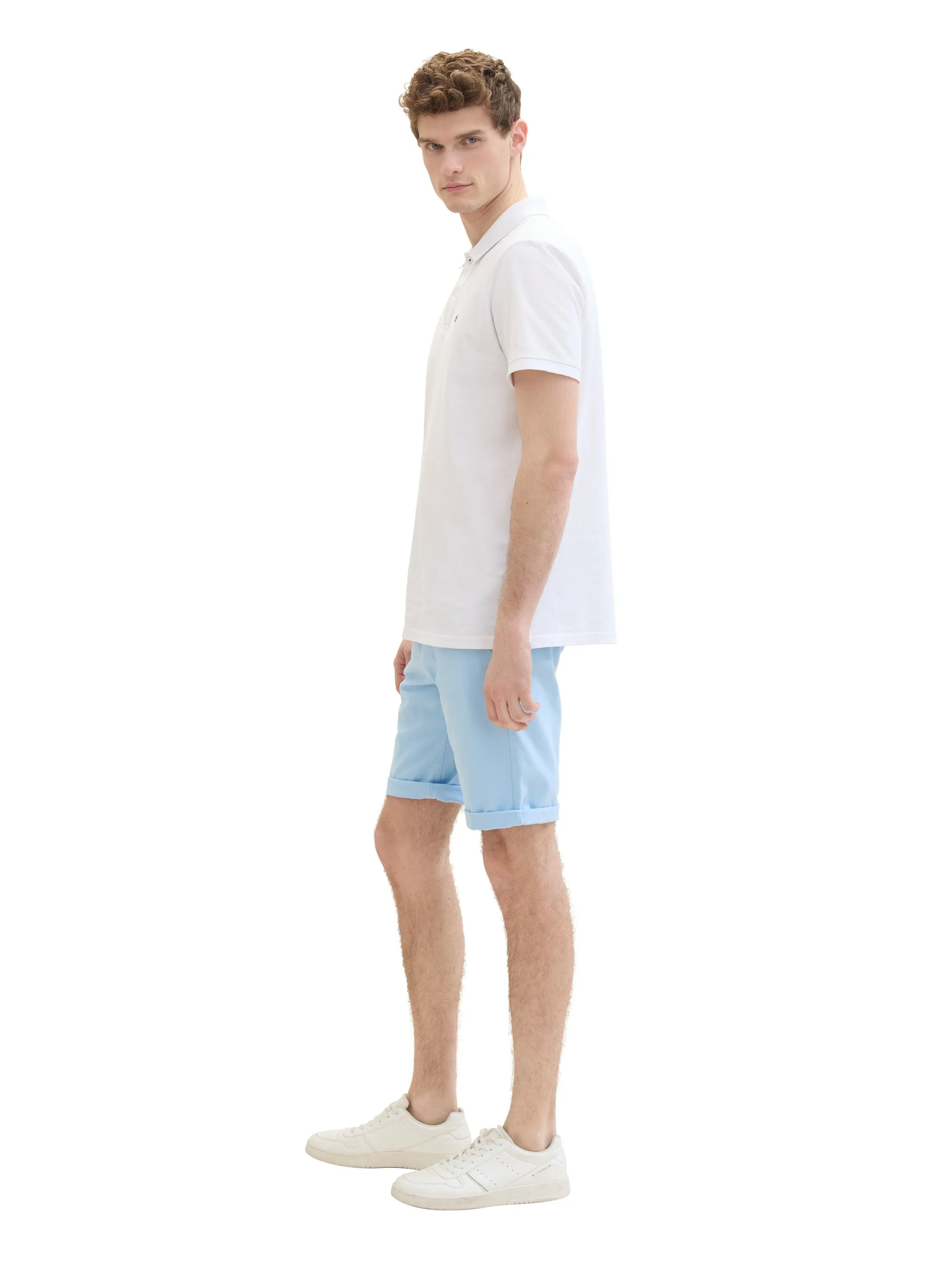 SLIM CHINO SHORTS