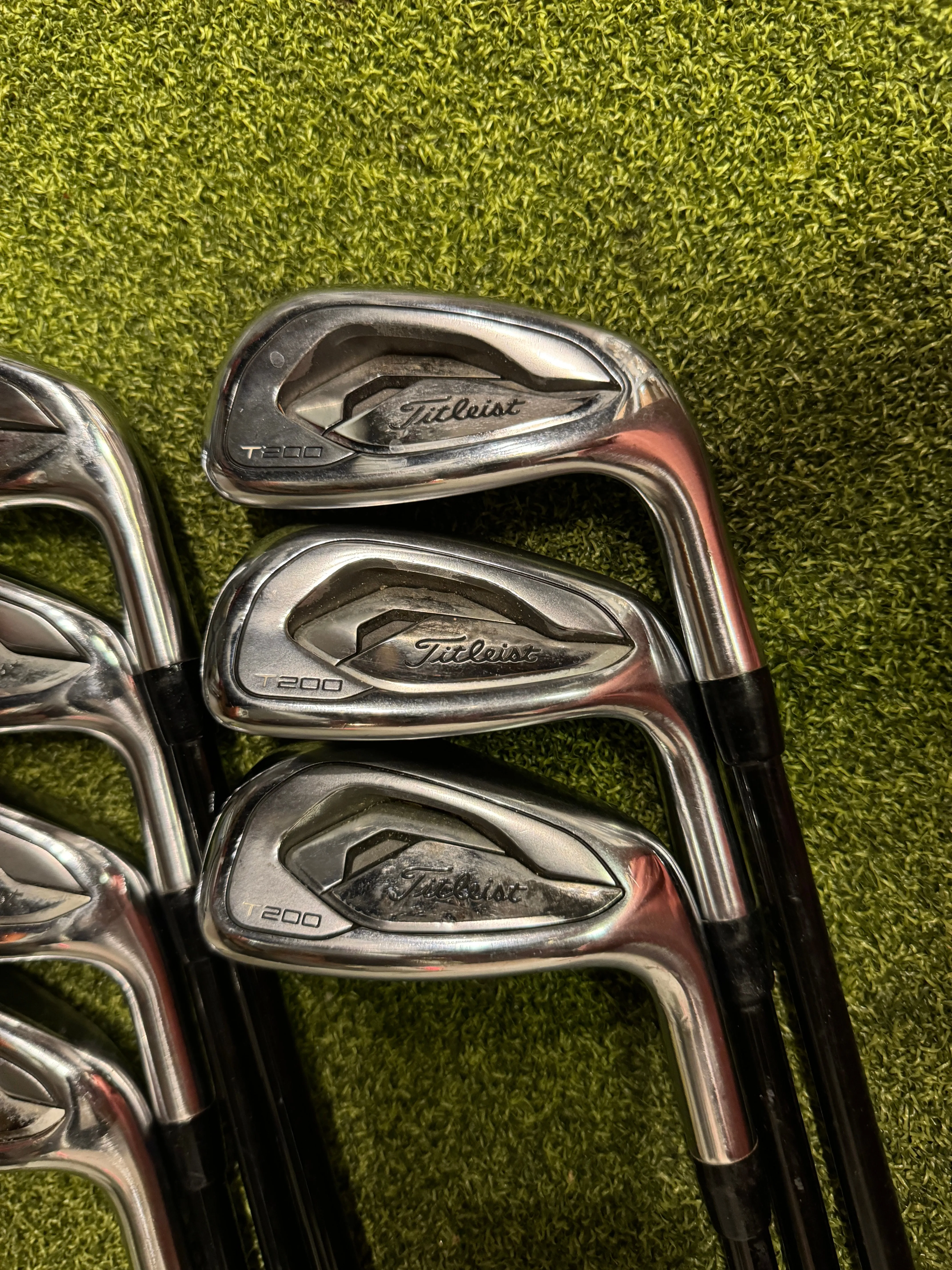 Titlesit T200 5-PW & 48* Iron Set, Accra i60 Senior Flex, RH