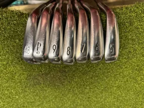 Titlesit T200 5-PW & 48* Iron Set, Accra i60 Senior Flex, RH